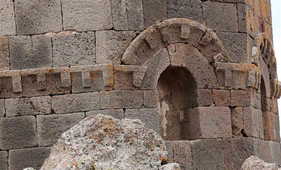 Aksaray’ın saklı mirası Ana Sultan Tepesi’nde 725 yıllık kilise