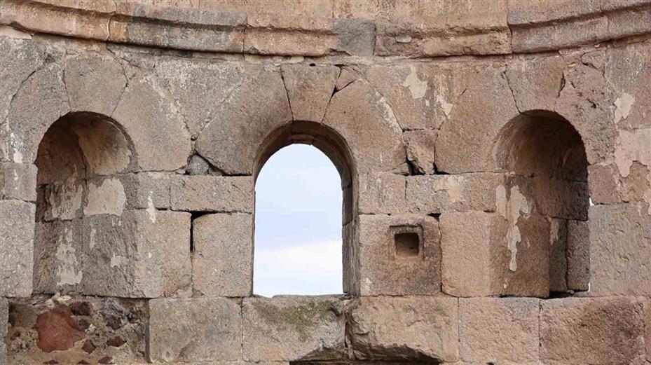 Aksaray’ın saklı mirası Ana Sultan Tepesi’nde 725 yıllık kilise