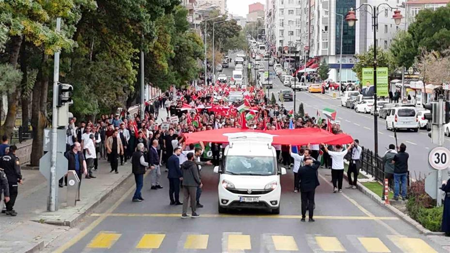 Nevşehir’de Gazze’ye destek yürüyüşü düzenlendi
