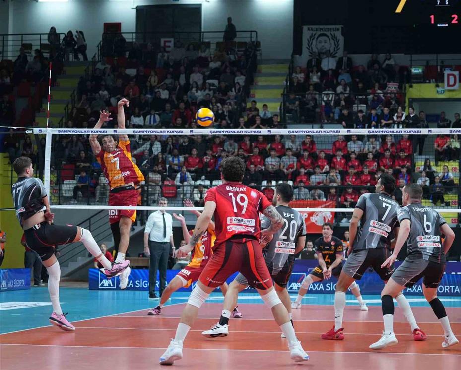 Voleybolda Şampiyonlar Kupası’nı kazanan Galatasaray, 7 yıl sonra kupa sevinci yaşadı