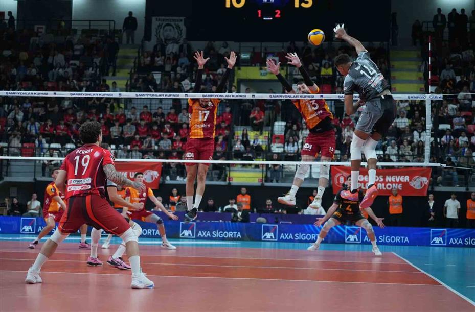 Voleybolda Şampiyonlar Kupası’nı kazanan Galatasaray, 7 yıl sonra kupa sevinci yaşadı