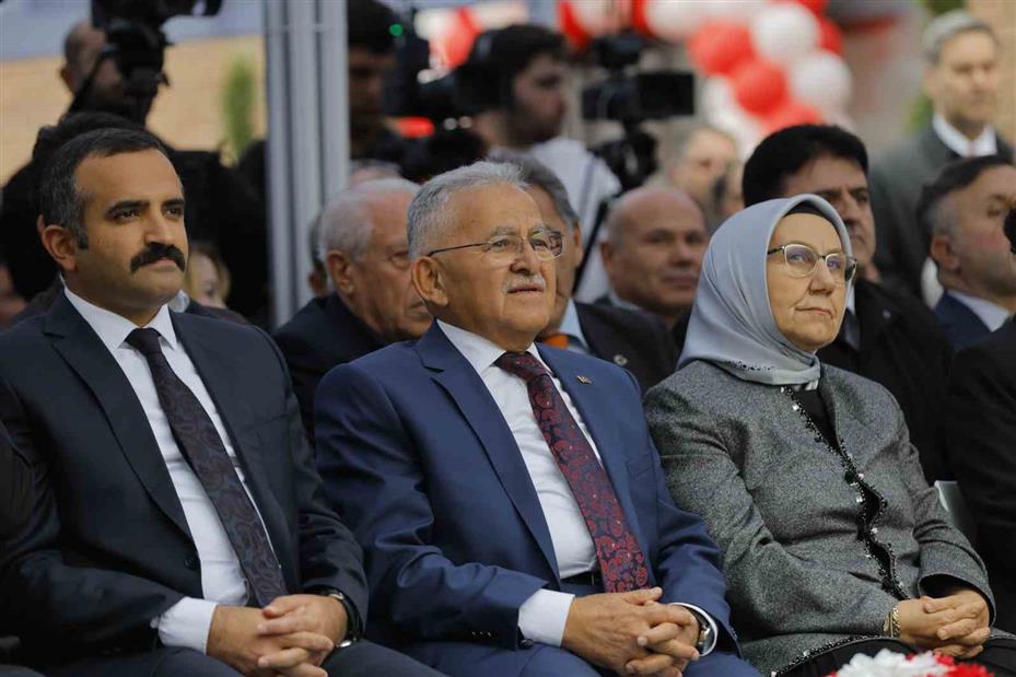 En duygusal açılış