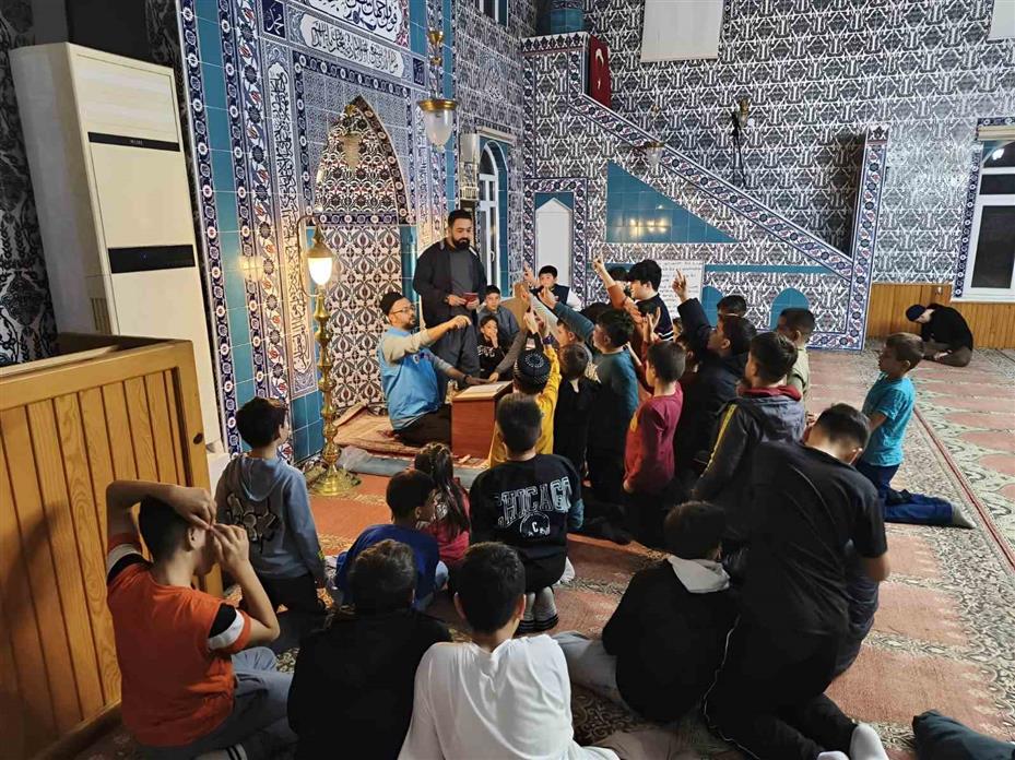 Seyitgazi’de ’Cami-Gençlik Buluşması’ gerçekleştirildi