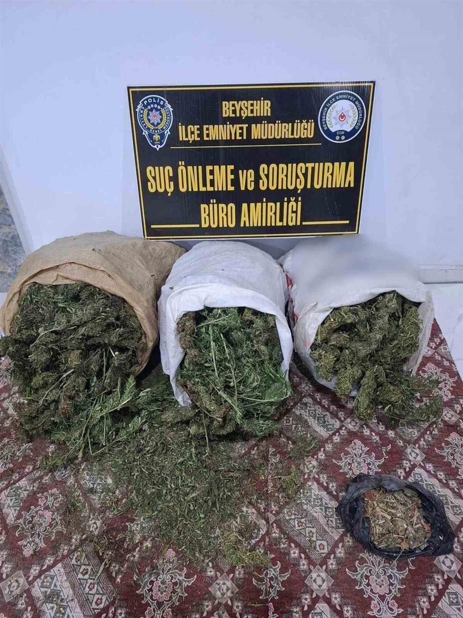 Konya’da uyuşturucu operasyonu: 4 tutuklama