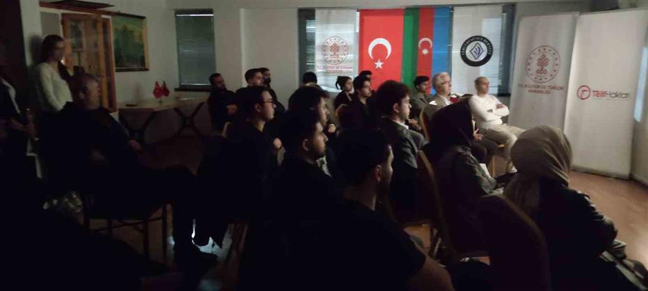 Azerbaycan ile Türkiye arasında 100 yıl öncesine giden bir dayanışma hikayesi