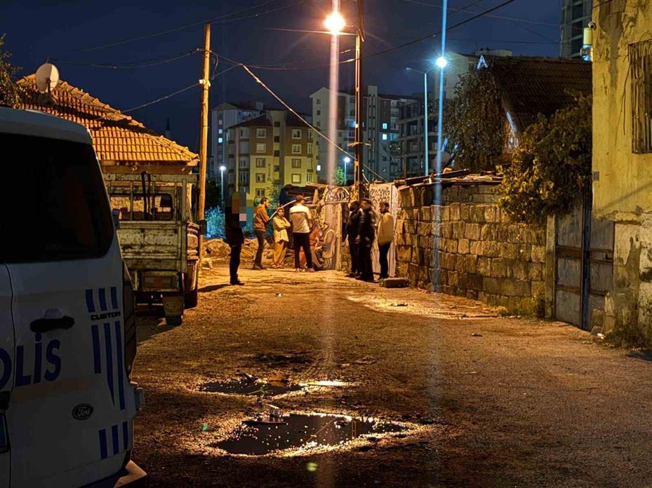 Prizi tamir ederken akıma kapılan genç yaralandı