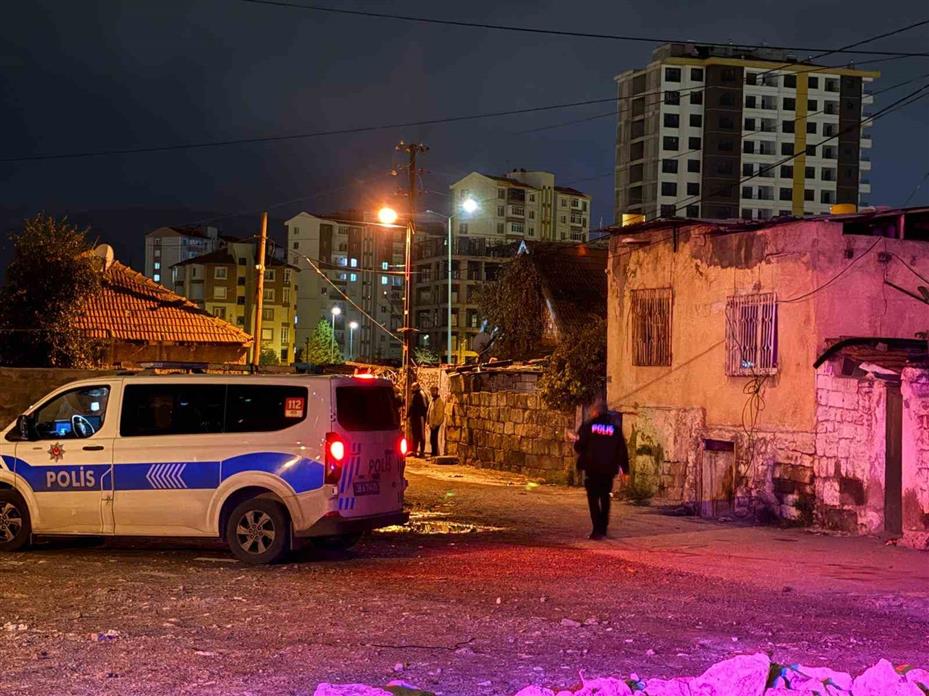 Prizi tamir ederken akıma kapılan genç yaralandı