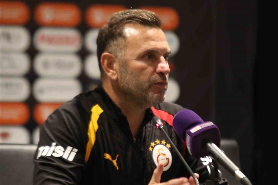 Okan Buruk: "Adını ’Süper Lig’ koyuyorsanız, zemin de bu lige yakışıyor olması gerekir"