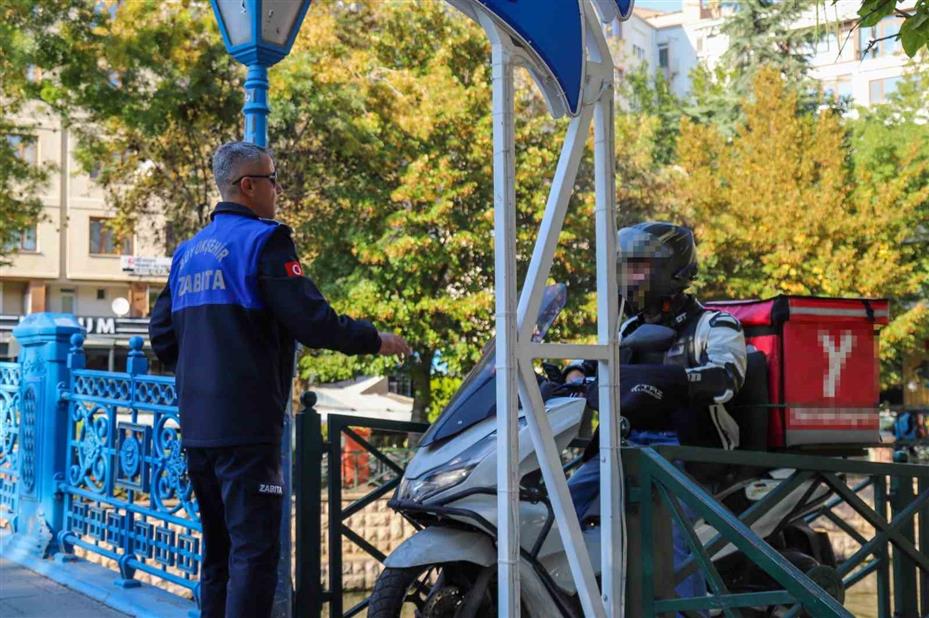 Yaya güvenliğini tehlikeye atan sürücülere ceza