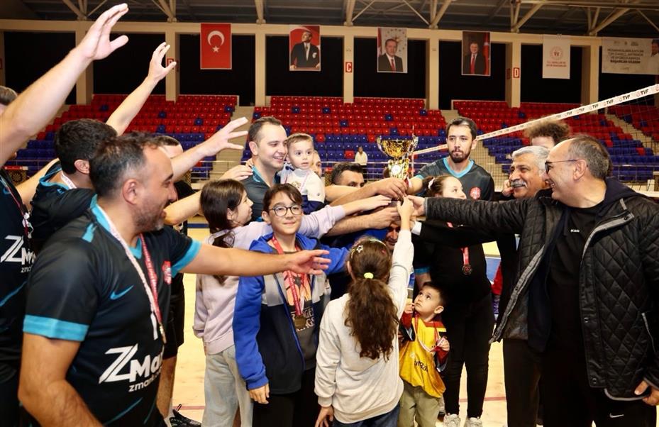 Niğde’de Kamu Spor Oyunları’nda voleybol şampiyonu belli oldu