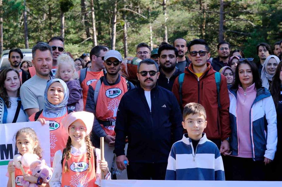 Akdağmadeni’nde sonbahar doğa yürüyüşü gerçekleştirildi