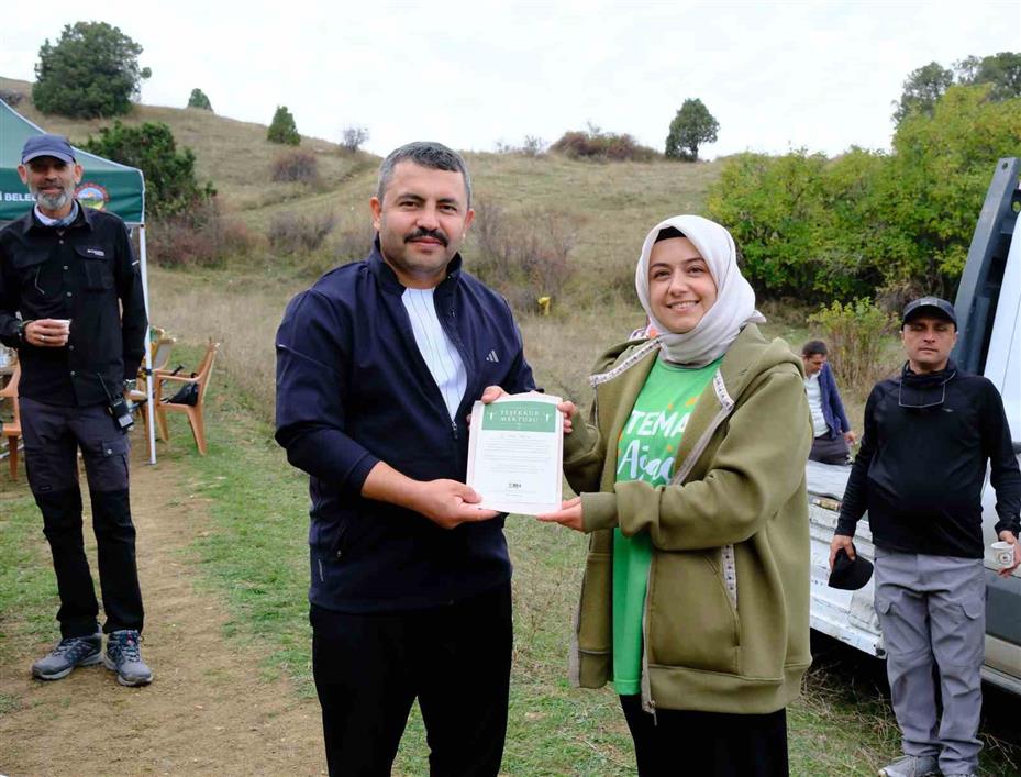 Akdağmadeni’nde sonbahar doğa yürüyüşü gerçekleştirildi