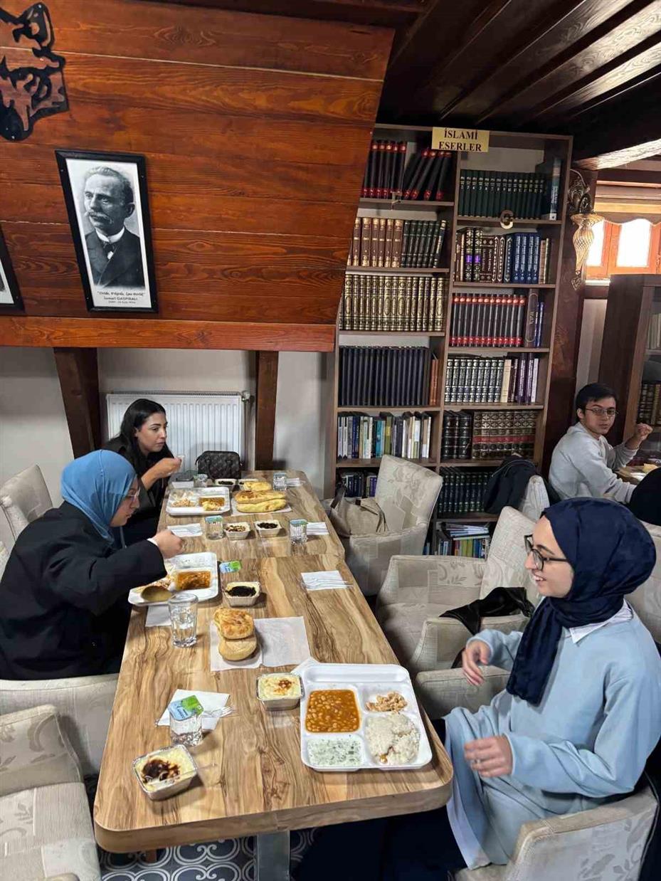 Eskişehir Türk Ocağı anlamlı bir vefa günü gerçekleştirdi
