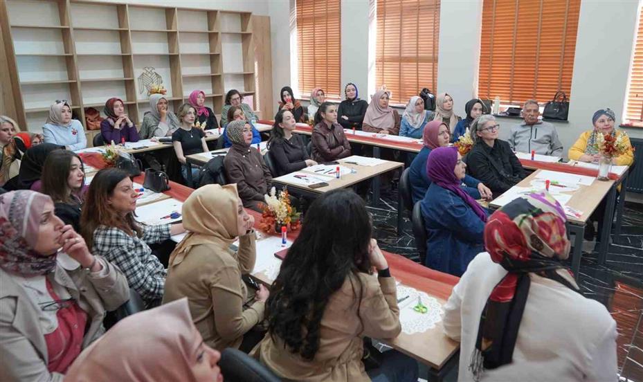 Sanat Melikgazi’de Selçuklu Mimarisi ve Türk - İslam Sanatı konuşuldu