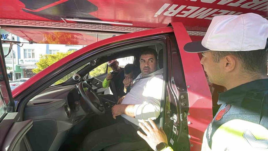 Karaman’da emniyet kemerinin hayati önemi simülasyonla anlatıldı