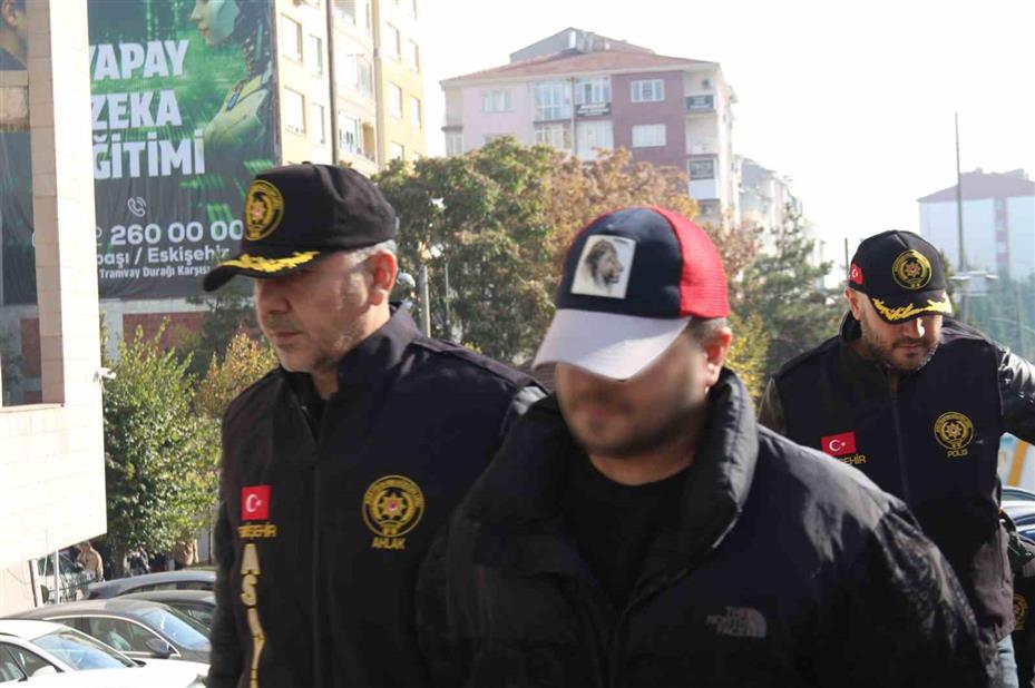 Eskişehir merkezli fuhuş operasyonunda 18 şüpheli tutuklandı