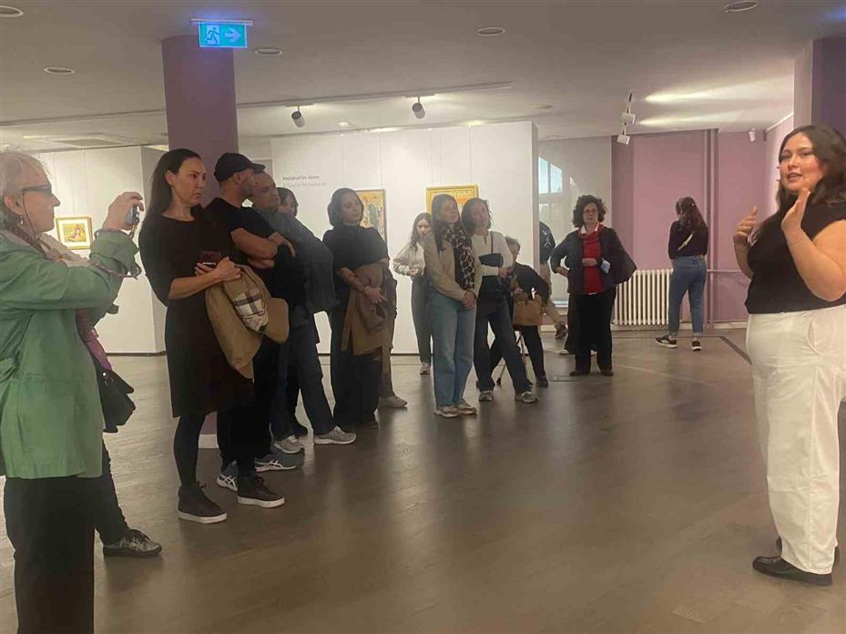 Melahat ve Eşref Üren çiftinin eserleri "Yan Yana" sergisinde buluştu