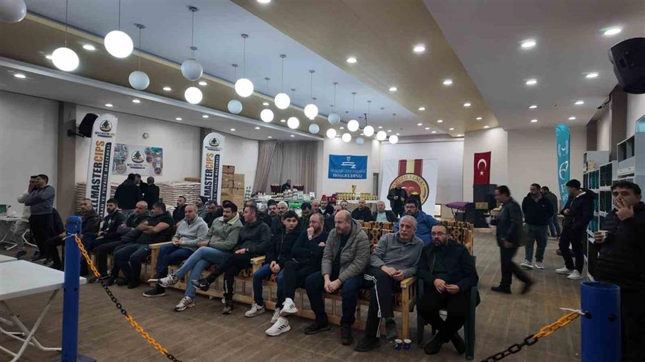 Akyurt’ta Uluslararası Gloster Kanarya Yarışması düzenlendi