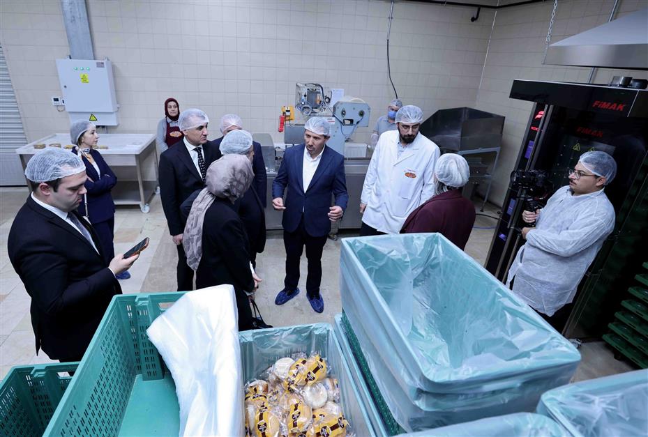 Tarım ve Gıda Politikaları Kurulu Üyeleri'nden Karatay Halk Ekmek Fabrikasına Ziyaret