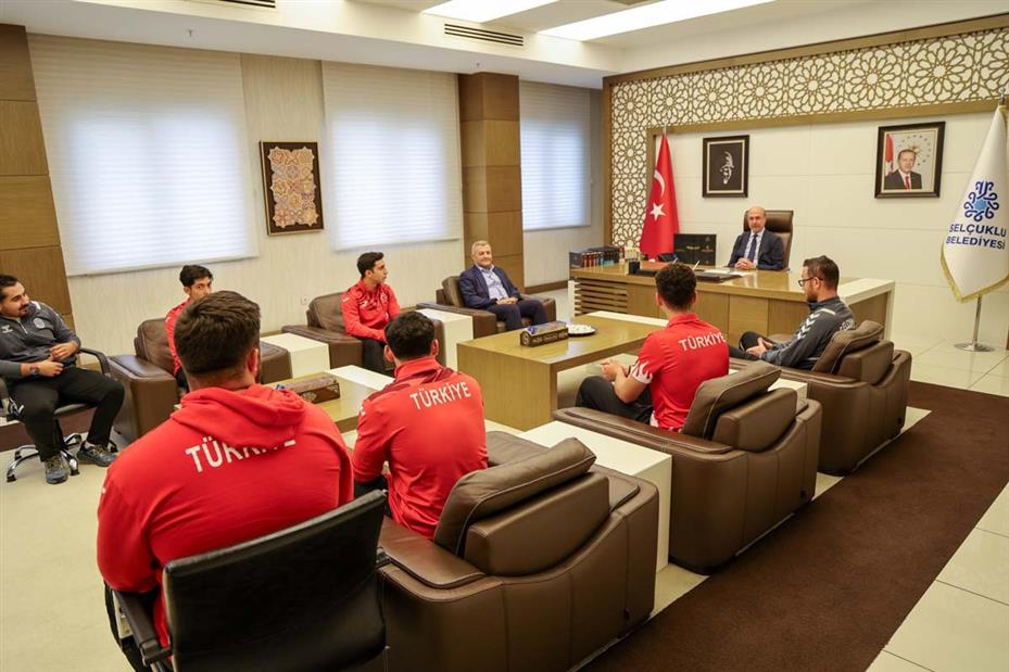 Selçuklu’nun Milli Gururları Başkan Pekyatırmacı’nın Konuğu Oldu