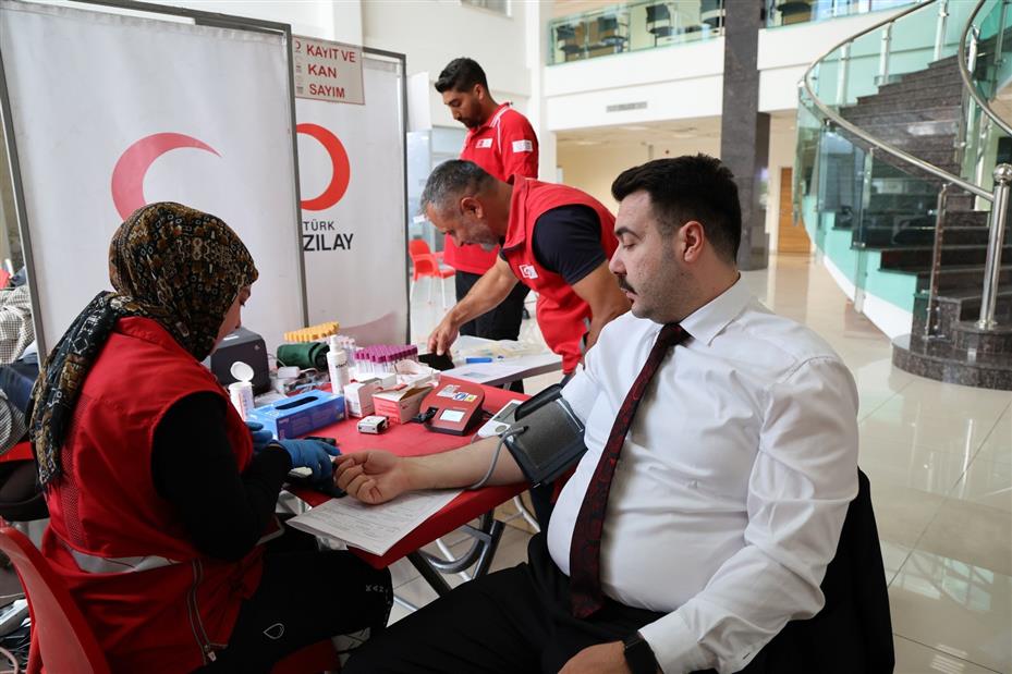Başkan Pekyatırmacı'dan Kan Bağışına Destek