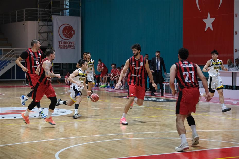 Büyükşehir Gelişim’den Sezona Galibiyetle Başlangıç: 69-66