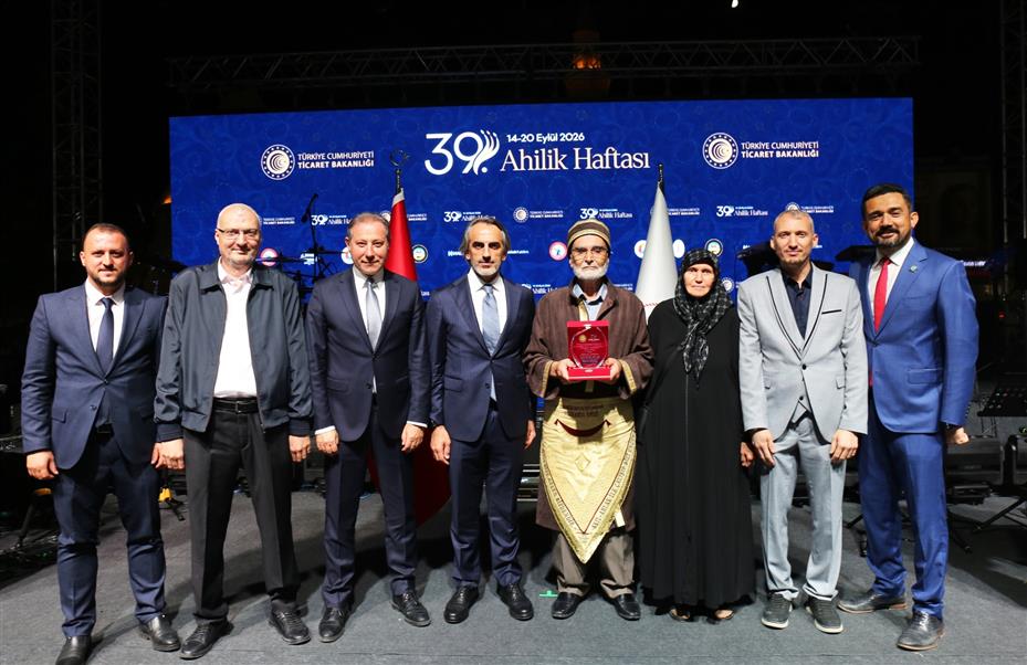 Yılın Türkiye Ahisi Mehmet Güneş, Ödülünü Aldı