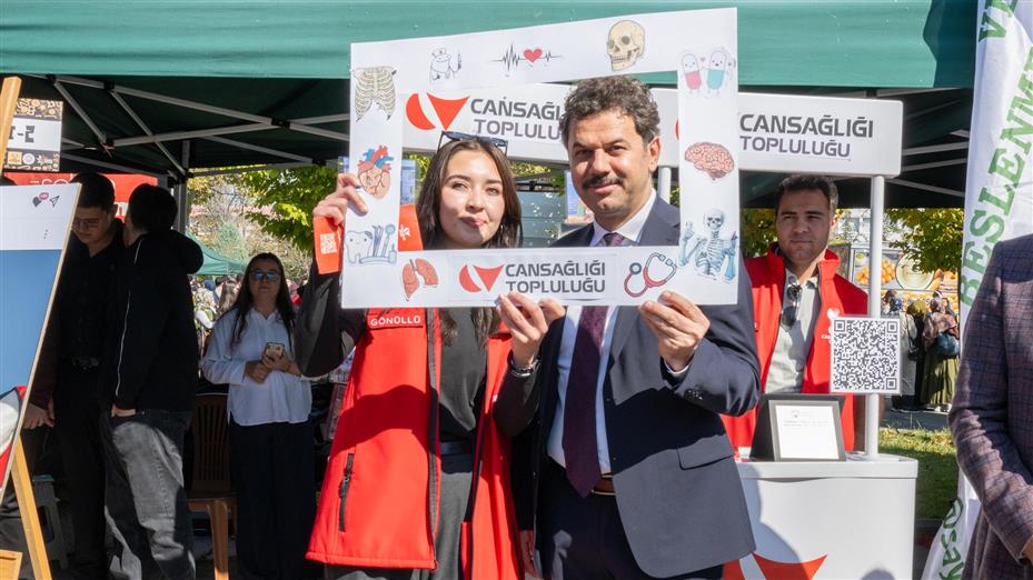 Selçuk Üniversitesinde Tanışma Şenliği başladı