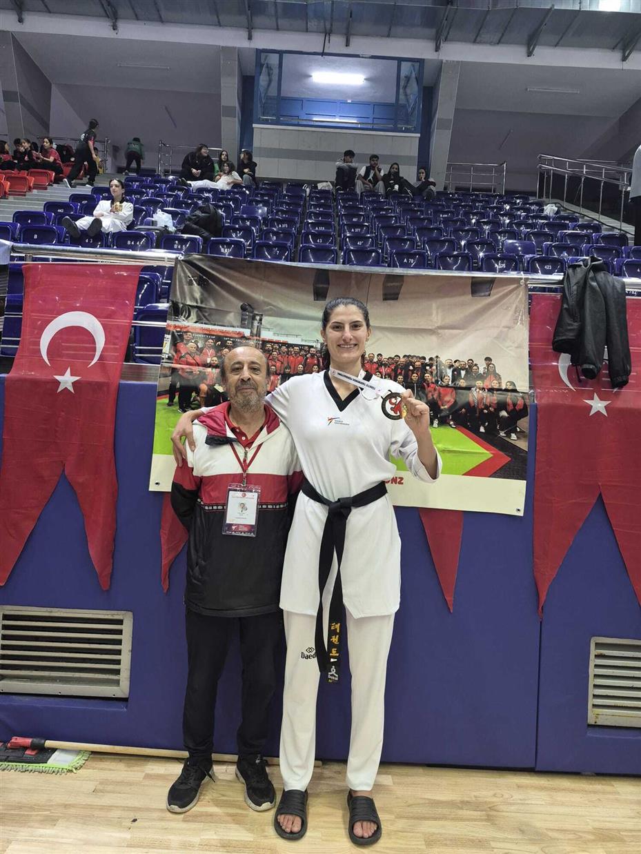 Ordu'da Konya Rüzgarı: Celal Şen Vefa Spor Kulübü Türkiye Şampiyonu!