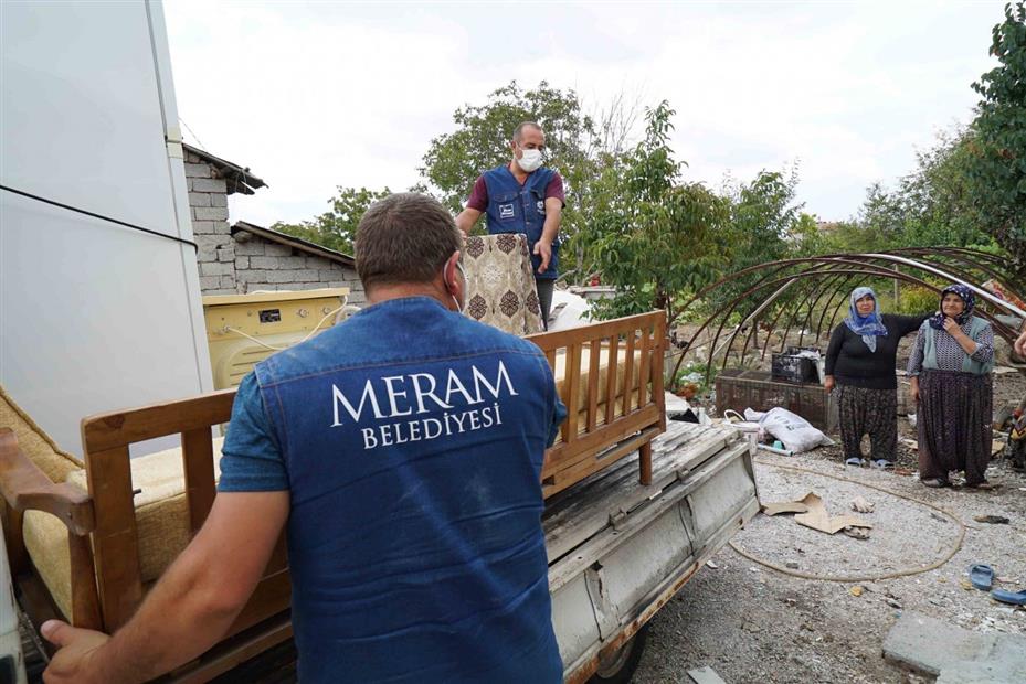 Meram'da İhtiyaç Sahiplerinin Yükü Birlikte Hafifliyor