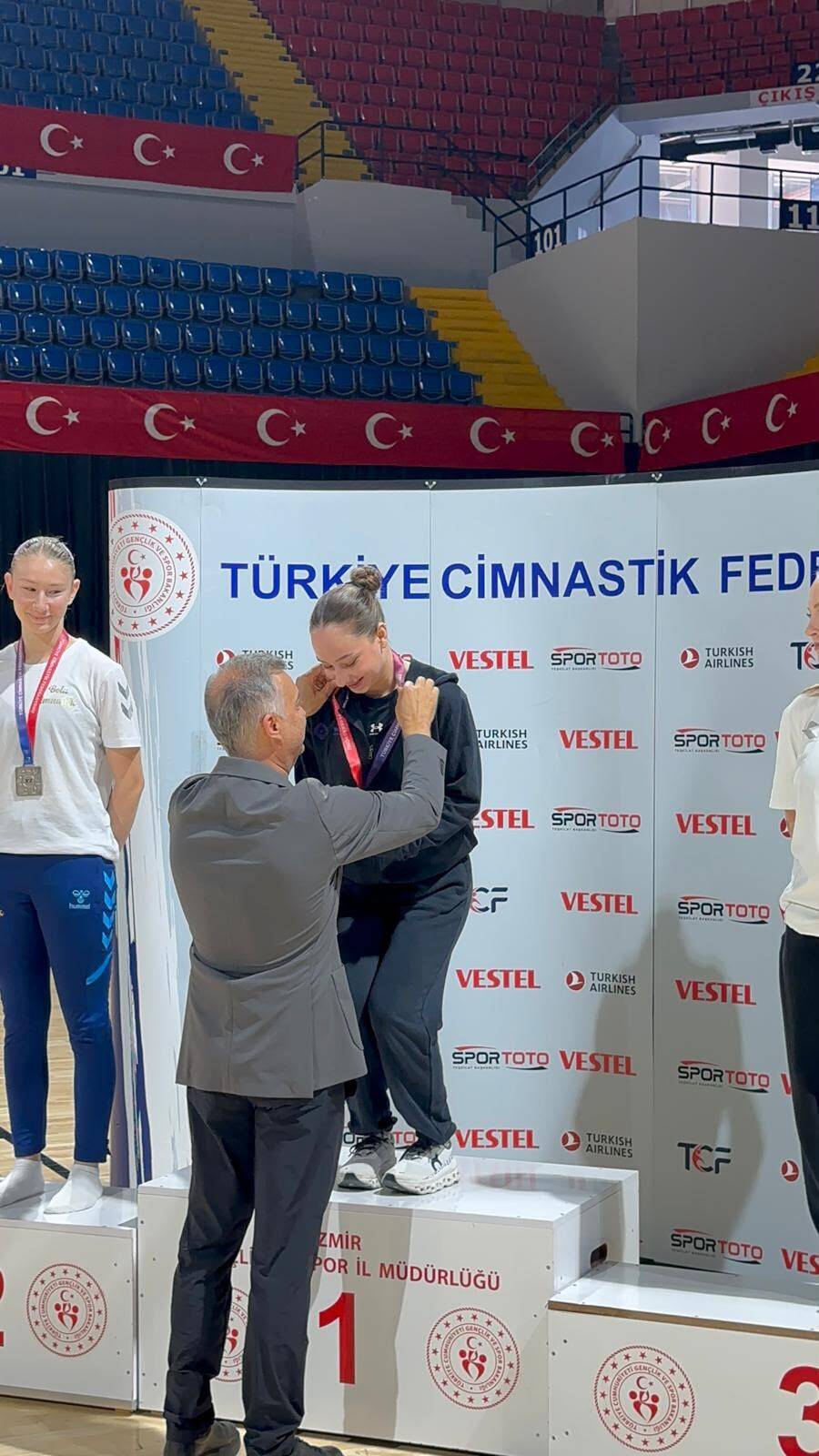 Konya'nın Cimnastikteki Gururu İkonium Cimnastik'ten Liva Nur Yalçın Türkiye Şampiyonu Oldu