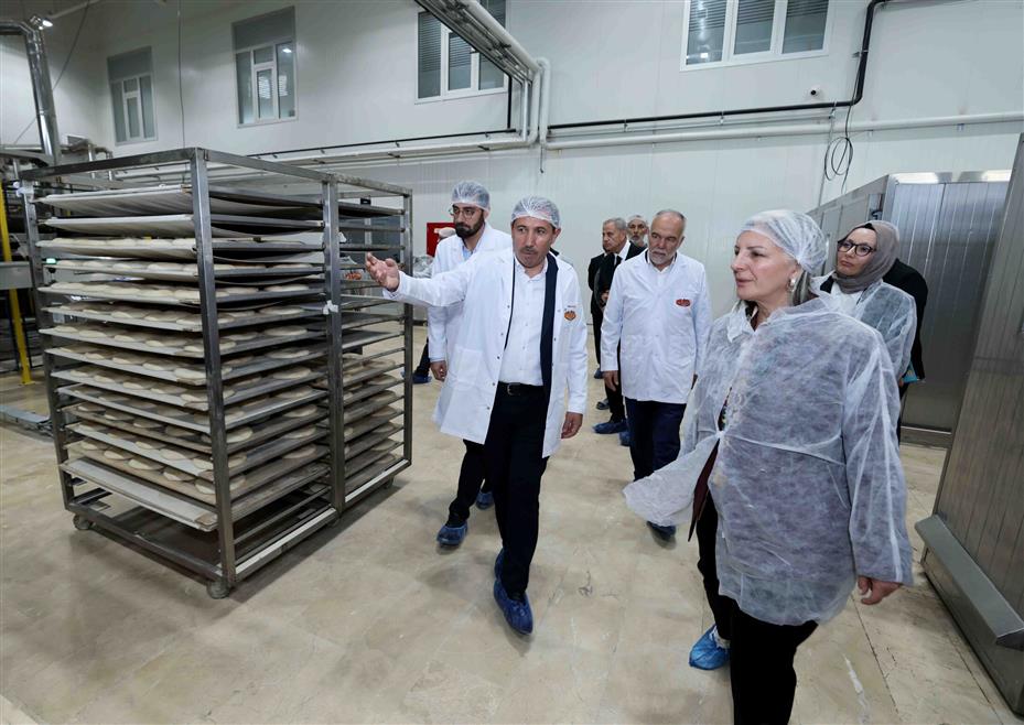 Tarım ve Gıda Politikaları Kurulu Üyeleri'nden Karatay Halk Ekmek Fabrikasına Ziyaret