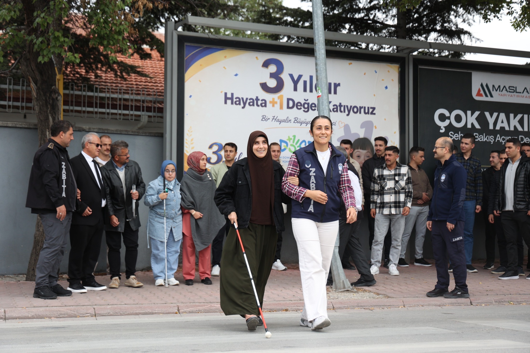 Konya Büyükşehir’de Göreve Yeni Başlayan Zabıta Personeline Görme Engelli Bireylerden Farkındalık Eğitimi