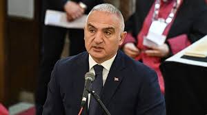 Bakan Ersoy’dan Kartalkaya Kayak Merkezi’nde meydana gelen yangına ilişkin açıklama