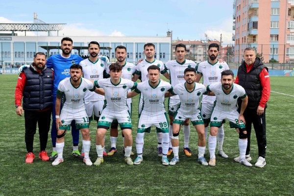 Karatay Belediyespor Futbolda Namağlup Şampiyon 