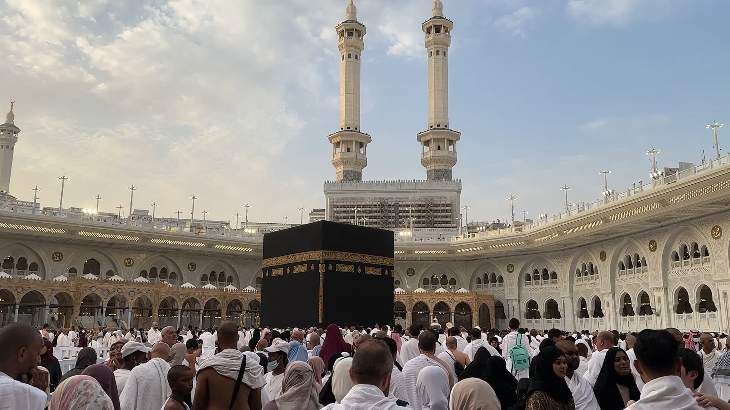 Konya Büyükşehir’in Umre Ödüllü Siyer Yarışması’nın İlk Kafilesi Kutsal Topraklardan Döndü