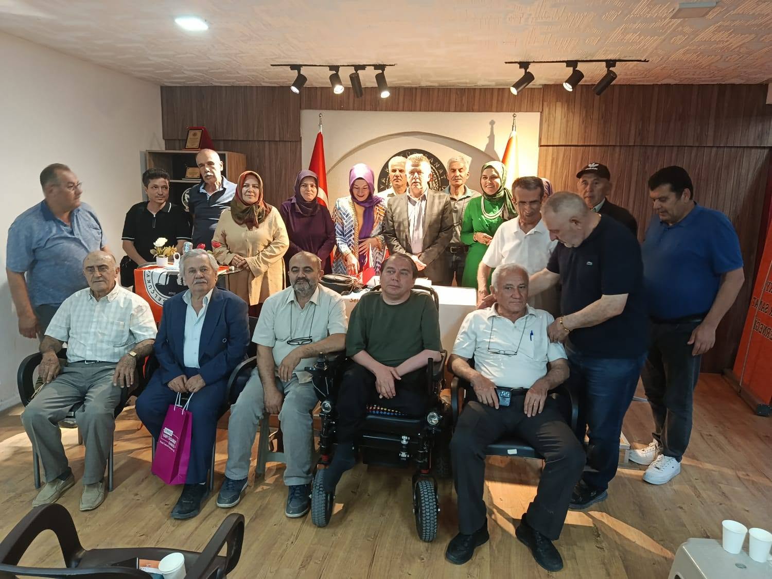 Selçukya Biz Bize Söyleşilerinin Konuğu Prof. Dr. Ahmet Çaycı Oldu