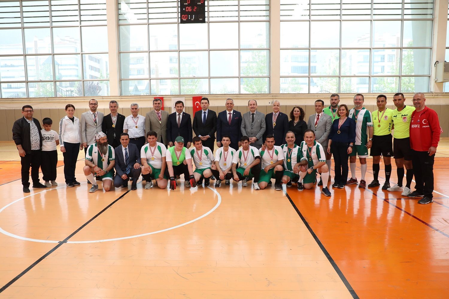 Özel Öğrencilerle Sahada Buluştular