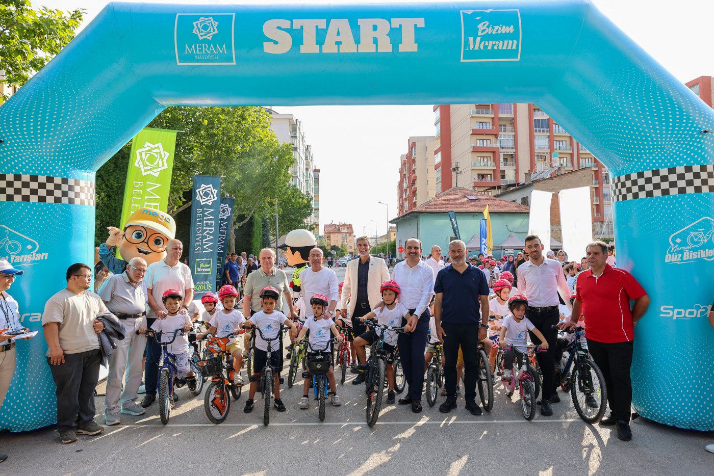 Pedallar, Mahalle Kültürünü Yaşatmak İçin Döndü 