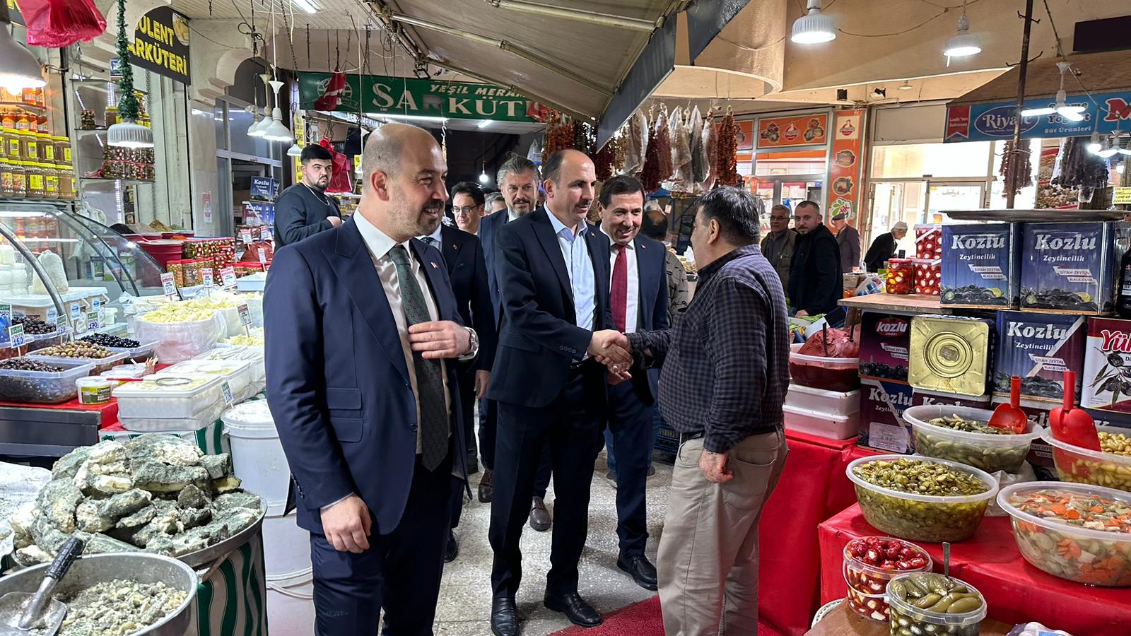 Başkan Altay, Başkan Kılca ve Genel Müdür Yılmaz Akçeşme Kentsel Dönüşüm Alanı ve Kadınlar Pazarı’nı İnceledi