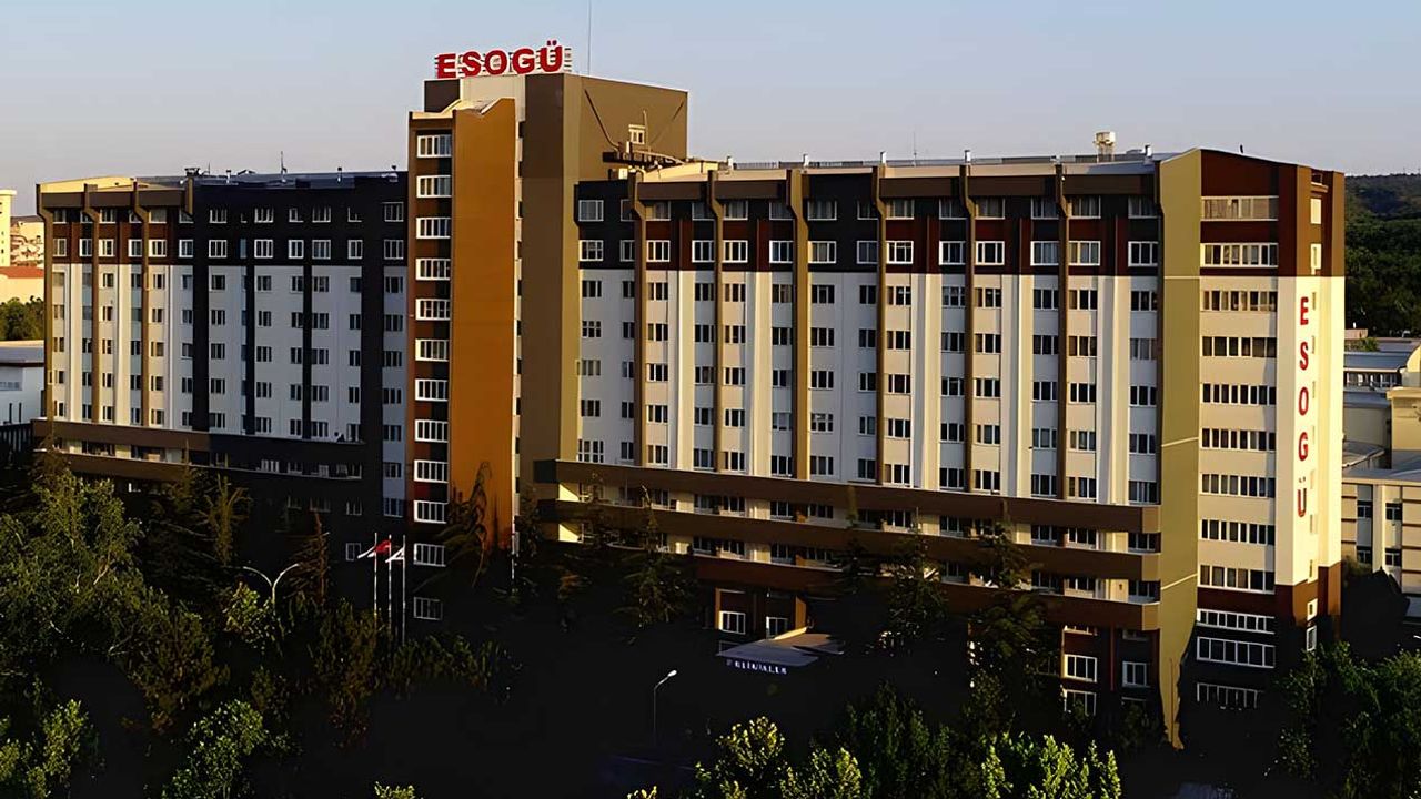ESOGÜ’den 21 öğretim üyesi alanlarında yüzde 2’lik dilime girdi