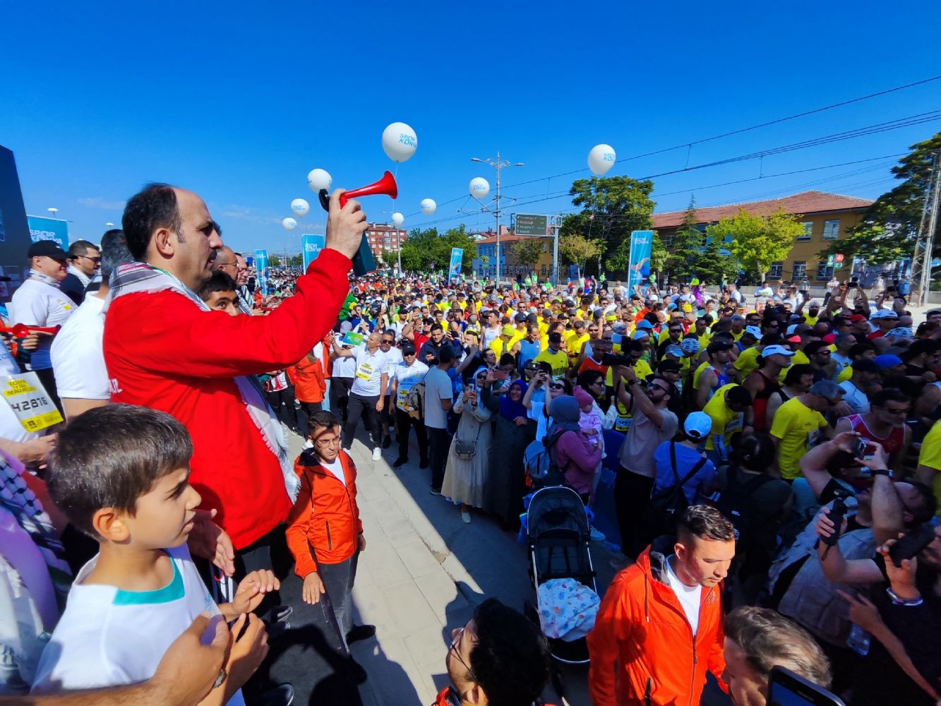 Başkan Altay Tüm Sporseverleri Uluslararası Konya Yarı Maratonu'na Katılmaya Davet  Etti
