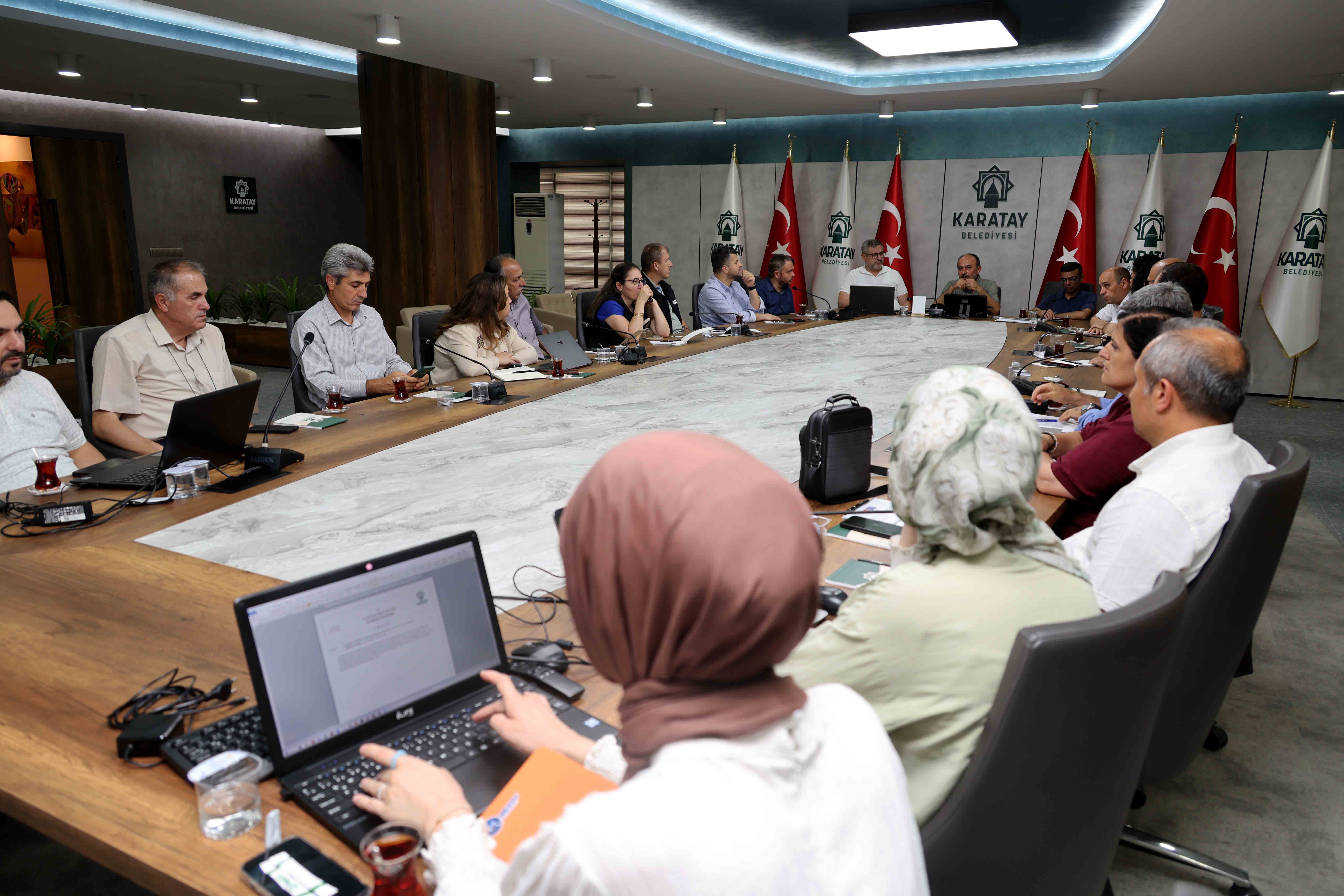 Dirençli Karatay Projesi'nde Yönlendirme Komitesi İlk Kez Toplandı 
