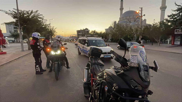 Polisin ’dur’ ihtarına uymayan motosikletli, kovalamaca sonucu yakalandı