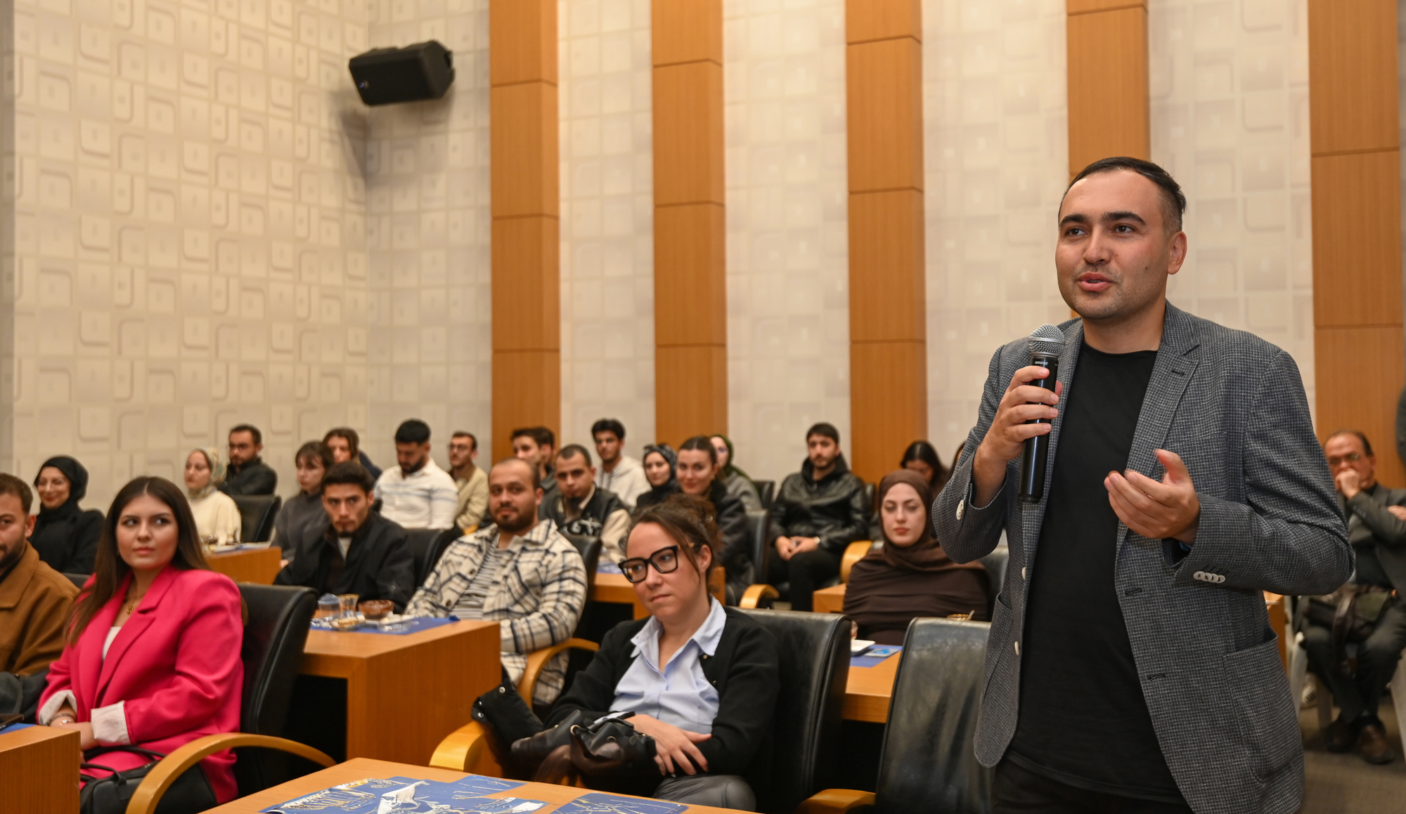 Üniversite Öğrencileri Selçuklu'nun Meclis Oturumunu Takip Etti