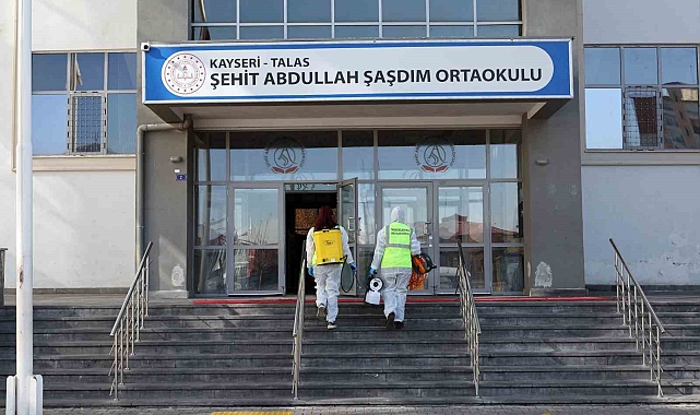 Talas’ta okullara yarıyıl temizliği