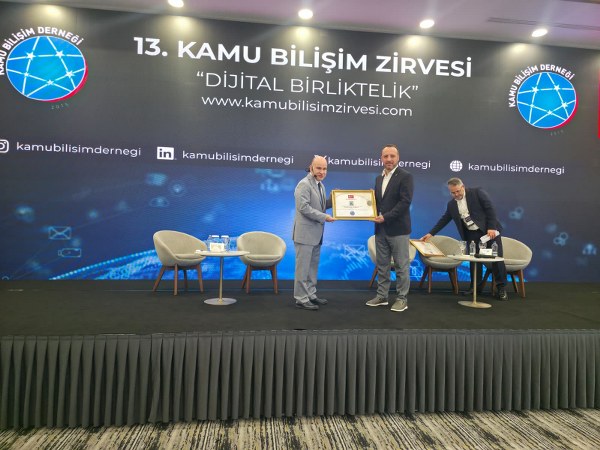 Dijital Birliktelik Zirvesi'nde KOSKİ'ye Başarı Belgesi