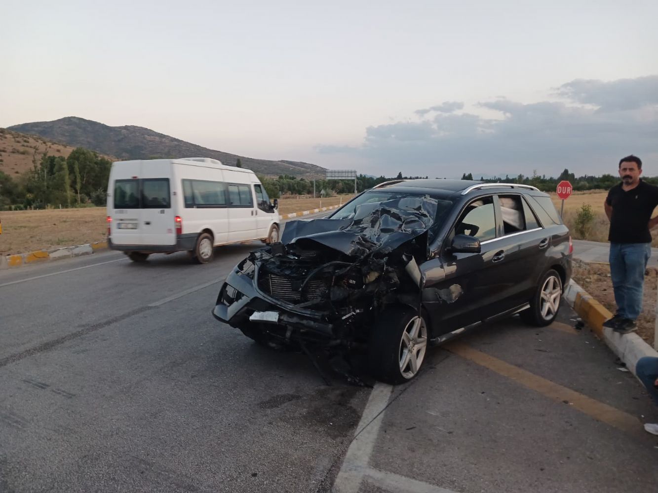  Beyşehir'de meydana gelen üç ayrı trafik kazasında: 6 kişi yaralandı 