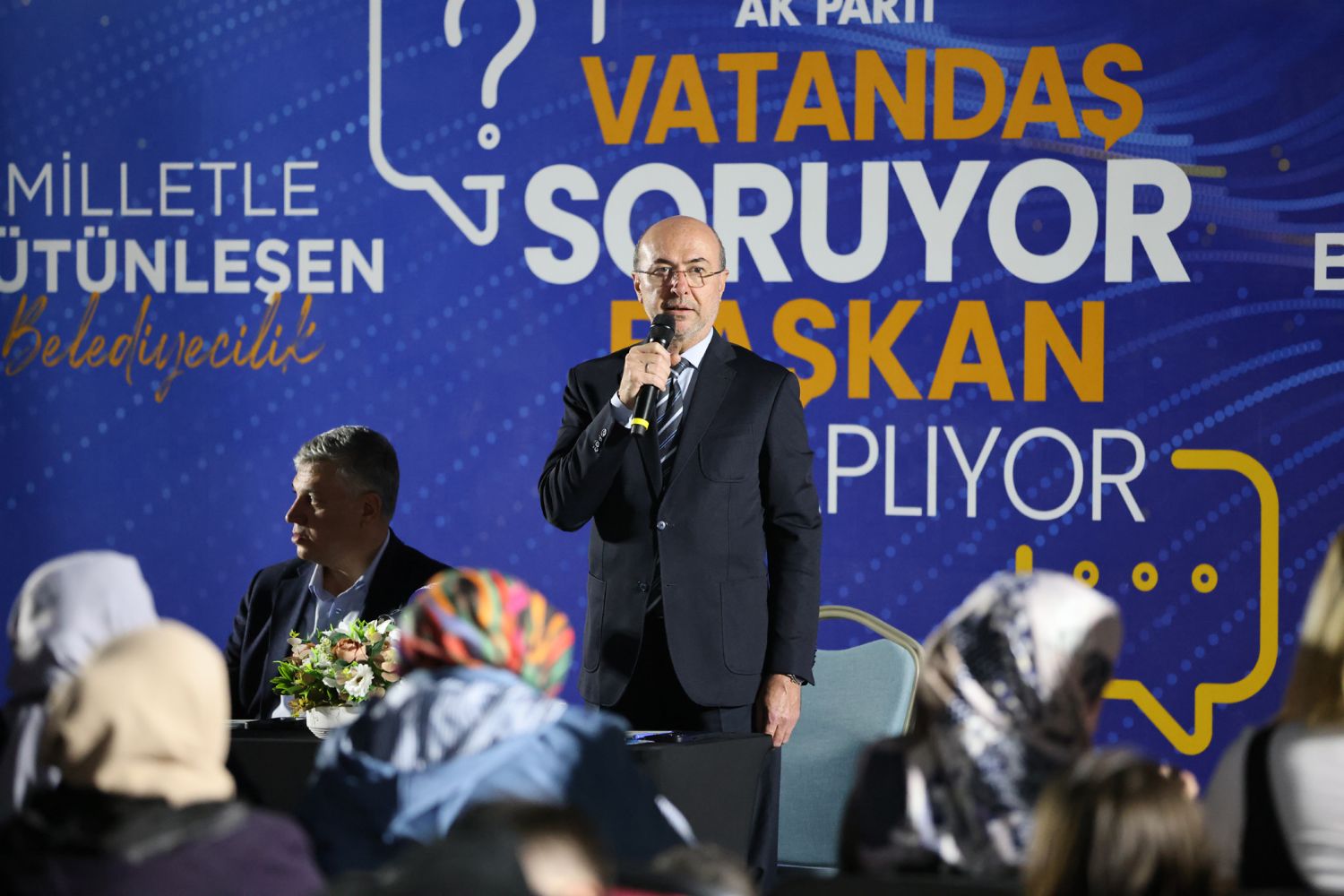 Başkan Pekyatırmacı: "Hizmetlerimizi gece gündüz demeden devam ettiriyoruz"
