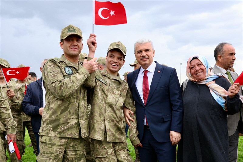 Engelliler Haftası’nda 35 Özel Birey Temsili Askerlik Yeminini Etti